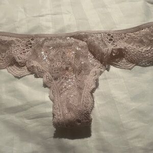 Victorias Secret Light Pink Thong   panty XS New